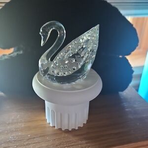 Swarovski Anniversay Crystal Swan Figurine And Base